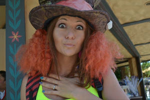 Meet your Posher, Candice